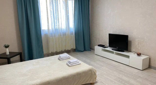 Апартаменты Уютные1 комнатные рядом с Аквапарком и АкБарс Ареной, Забронировать Апартаменты/квартира Отели Ново-Савиновский района - Казань с бассейном, Бассейн