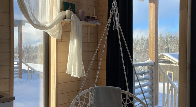 Семейный коттедж с красивым видом из окна Дом Уютный домик у Игоры, белый