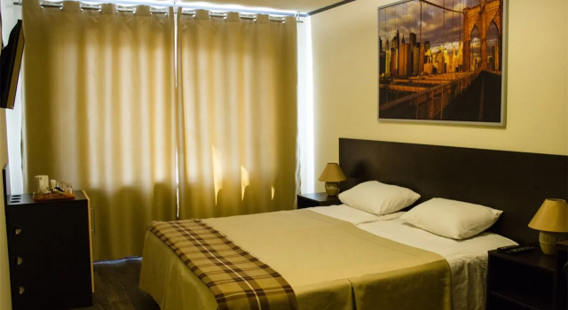 Трёхместный номер Семейный с 2 комнатами Отель Discovery