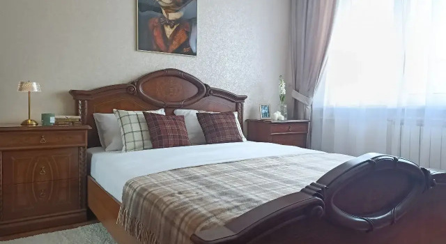 Uyutnaya Dvukhkomnatnaya V Tsentre Goroda Flat, Rezervovat Apartmán Kamensk-Ural'skiy 