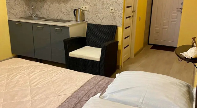 Na Pirogova 38 Guest House