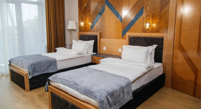 Familie suite med altan med panoramisk udsigt Health resort "park Shafran"