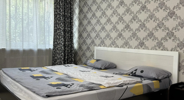 Na Vlasova 17-3 Flat, Varaa Huoneisto Pjatigorsk KavMinVody, lähellä Elias Harp