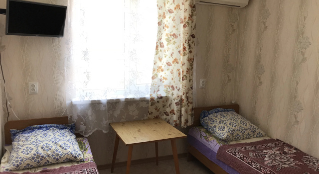Трёхместный номер Comfort с балконом и с видом на горы Гостевой Дом Шилин