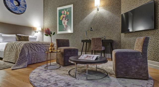 Двухместный полулюкс Бутик-отель H15 Boutique Hotel