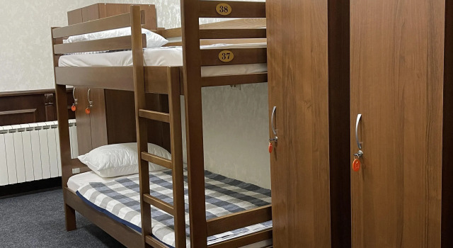 Кровать в общем номере (женский номер) Хостел "Сириус"