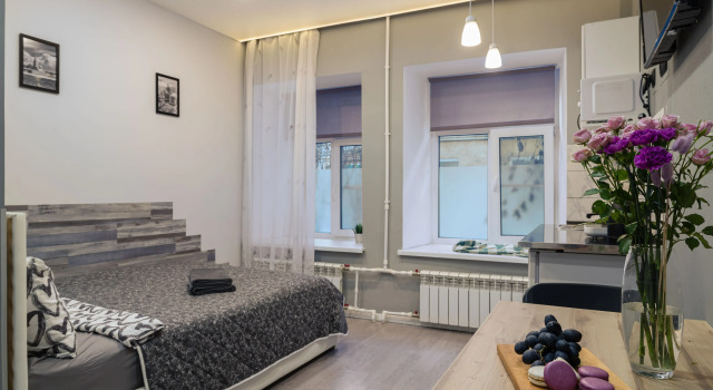 Квартира Уютная трехместная студия BombFlat на Фонтанке