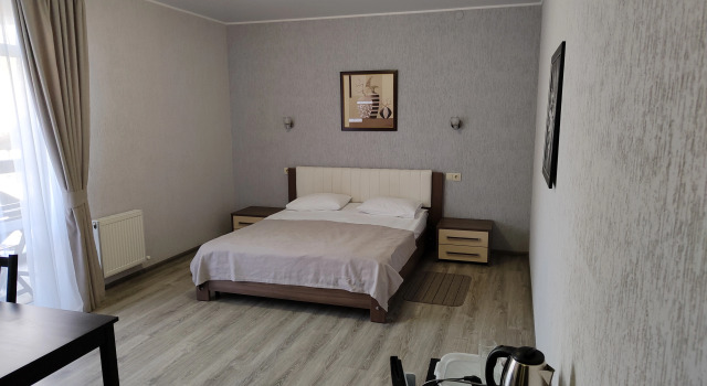 Двухместный номер Superior с балконом и с красивым видом из окна Отель Каштан