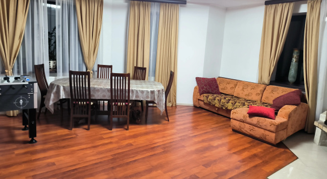 Cottage v Zelenoy Roshche, Забронировать Дом для отпуска Петелино Одинцовский городской округ