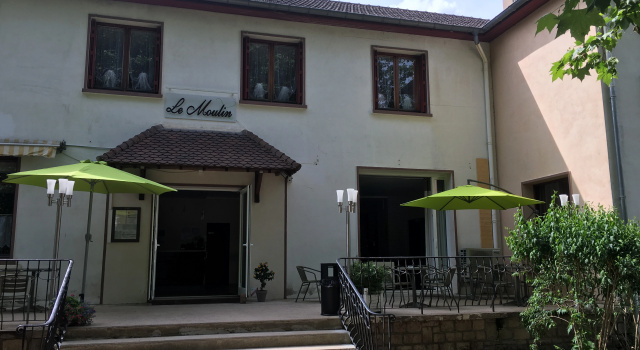 Отель LE MOULIN