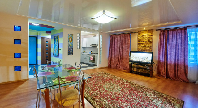 Апартаменты на Оршанской, Забронировать Апартаменты/квартира Отели Смоленска с бассейном, рядом с Смоленский камерный театр, Бассейн