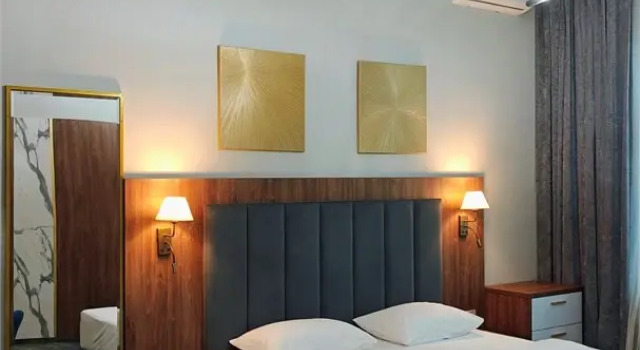 2 rooms 3rd Floor Family Quadruple room with land view MariS Hotel