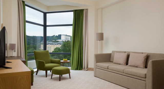 Люкс с 2 комнатами Грин Резорт Отель и Спа