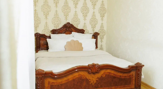 Квартира на Просп Победа Революции Д. 130а, Забронировать Апартаменты/квартира Отели в центре Шахты, в центре