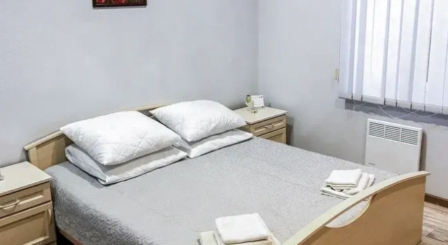 S Otdelnym Vkhodom Dlya Prozhivaniya V Tsentre Goroda Apartments, Rezerwuj Apartament Gdov Gdovsky District