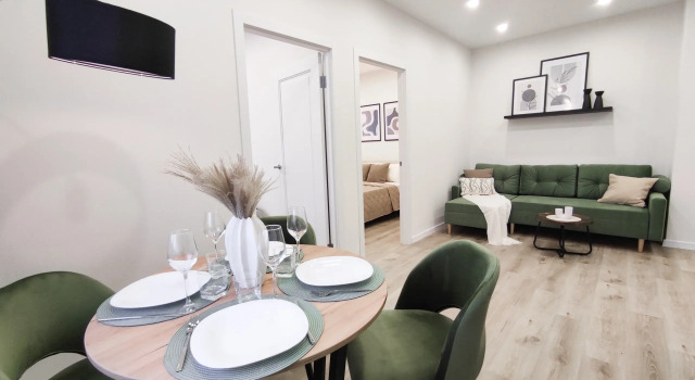 Апартаменты Трехкомнатные  Люкс в центре города, Забронировать Апартаменты/квартира Октябрьский район Новосибирск, рядом с Государственная публичная научно-техническая библиотека России