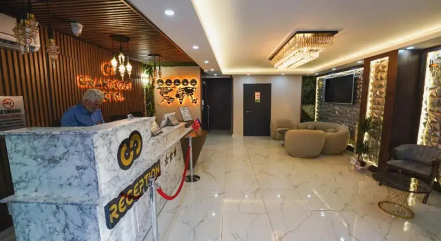 Grand Özer Hotel, Varaa Hotelli Fatih Beyoglu