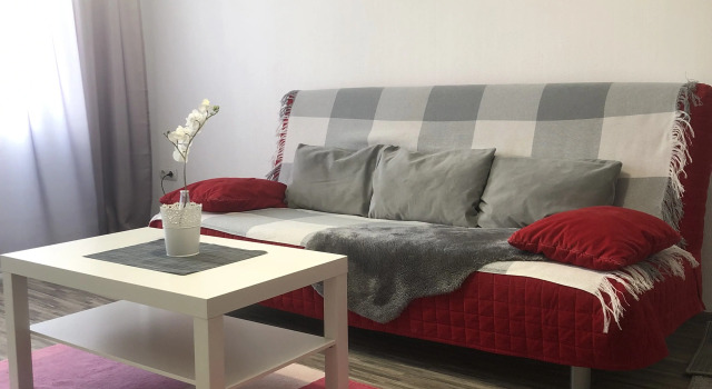 Квартира Атмосферная в центре г. Майкопа, Забронировать Апартаменты/квартира Майкоп Краснодарский край, рядом с Городская соборная мечеть Майкопа