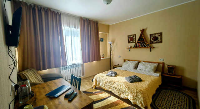 Standardní pokoj a výhledem do dvora Uyut Hotel