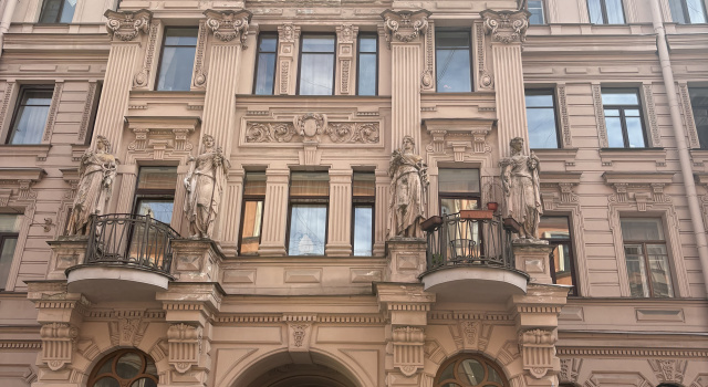 Апартаменты в самом сердце Питера