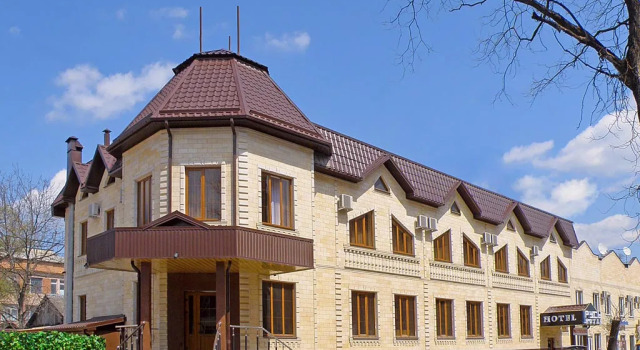 Отель Русь, Забронировать Отель Ессентуки Кавминводы, рядом с Концертный зал им. Шаляпина