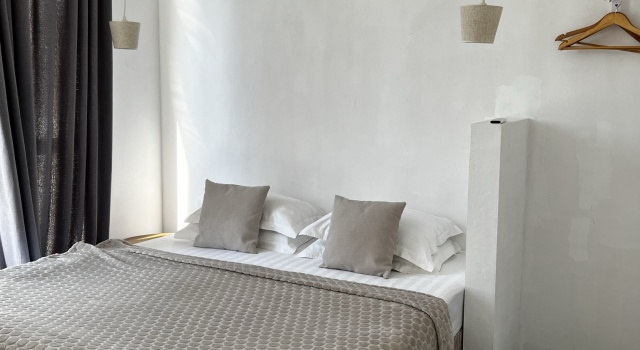 Апартаменты с 2 комнатами с балконом и с красивым видом из окна Higos Hotel