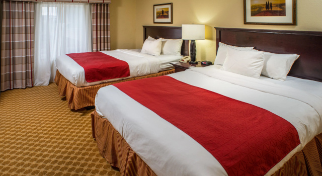 Номер Premium Country Inn & Suites by Radisson, Princeton, WV