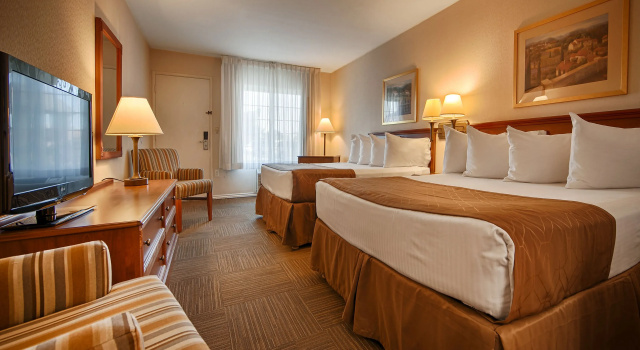 Четырёхместный номер Standard Best Western Kings Inn