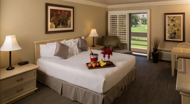 Номер Standard Indian Wells Resort Hotel