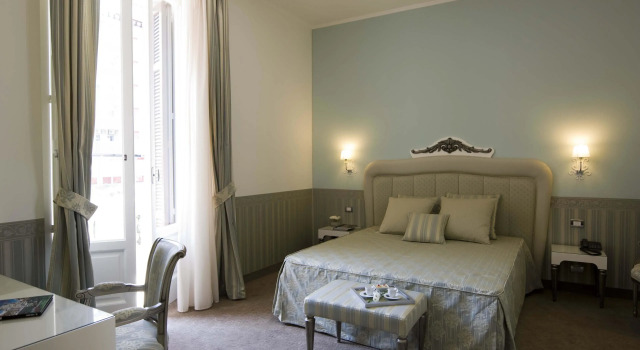 Двухместный номер Deluxe JR Hotels Oriente Bari