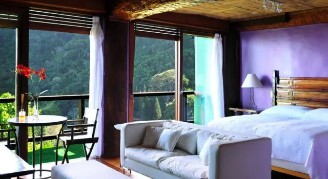 Двухместный люкс с балконом и с видом на горы TuAkAzA Exclusive Boutique Lodge
