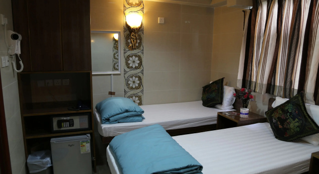 Standardowy dwuosobowy pokój Tokyo Hostel