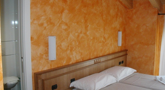 Двухместный номер Classic с балконом и с видом на озеро Azzano Holidays B&B