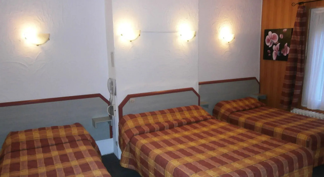 Трёхместный номер Standard Hotel Beausejour