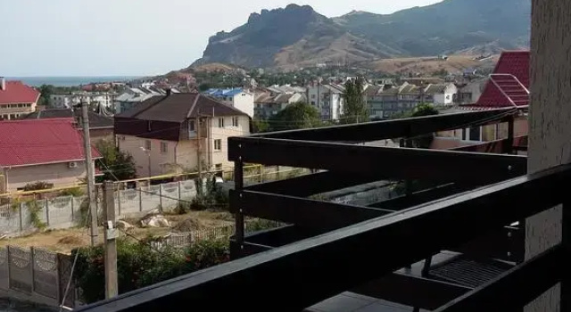 Uyut Guest House, Rezerwuj Pensjonat Hotele w Crimea z Parkingiem, Parking